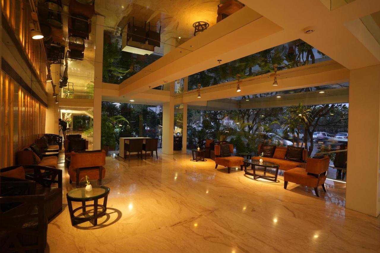 Hotel Hardeo Nagpur Exteriör bild